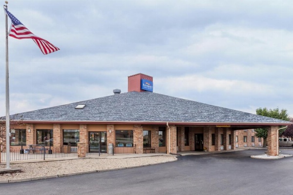 Baymont by Wyndham Tuscola image 14